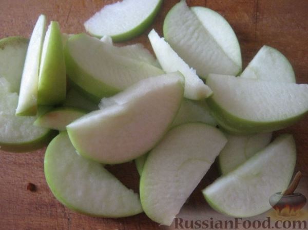Квашеная капуста с яблоками