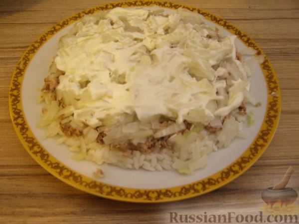 Слоеный салат "Мимоза" с рисом