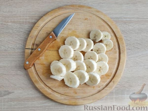 Творожная запеканка с бананом и киви